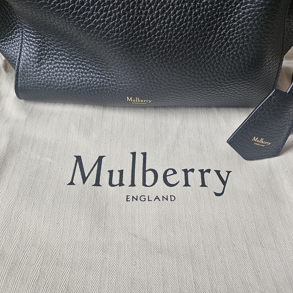Mulberry Black Leather Shoulder Bag with Gold Hardware - Picture 4 of 10
